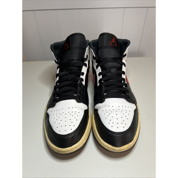 Size 11 - Air Jordan 1 Mid Chile Red - Picture 3 of 9